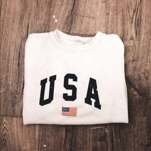 Brandy Melville USA sweatshirt